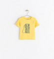/products/camiseta-con-botones-laterales-/